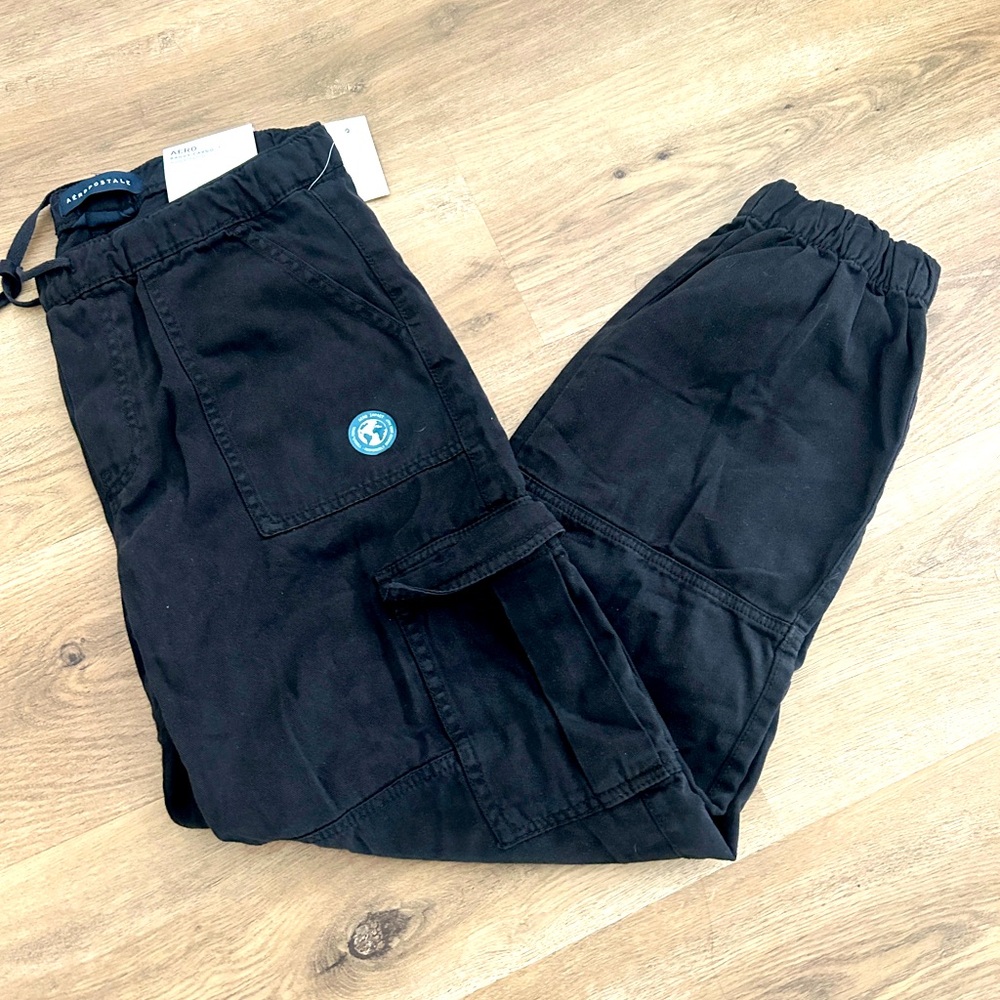Aero Baggy Cargo Joggers non-stretch NWT size xs